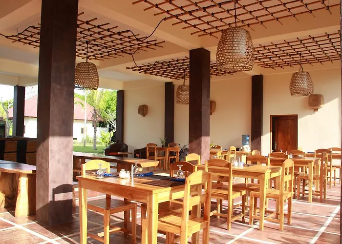 Bananaleaf Hostal *