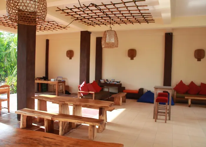 Bananaleaf Hostal *