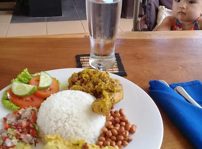 Bananaleaf Hostal